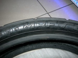 Llanta Mrf Reuz 140/60-r17