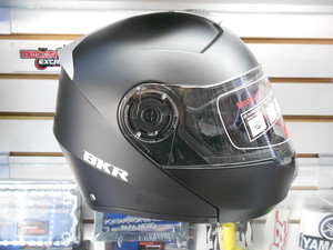 Casco BKR Supreme Abatible Negro Mate