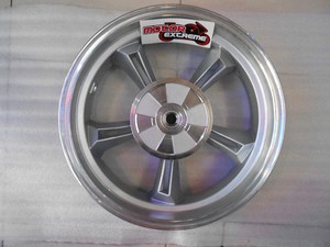 Rin Trasero Motoneta 13 Pulgadas, 5 Brazos Gs150 Gts175